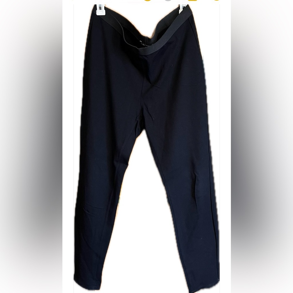 Eileen Fisher Basic black pull-on pant. Size Large.